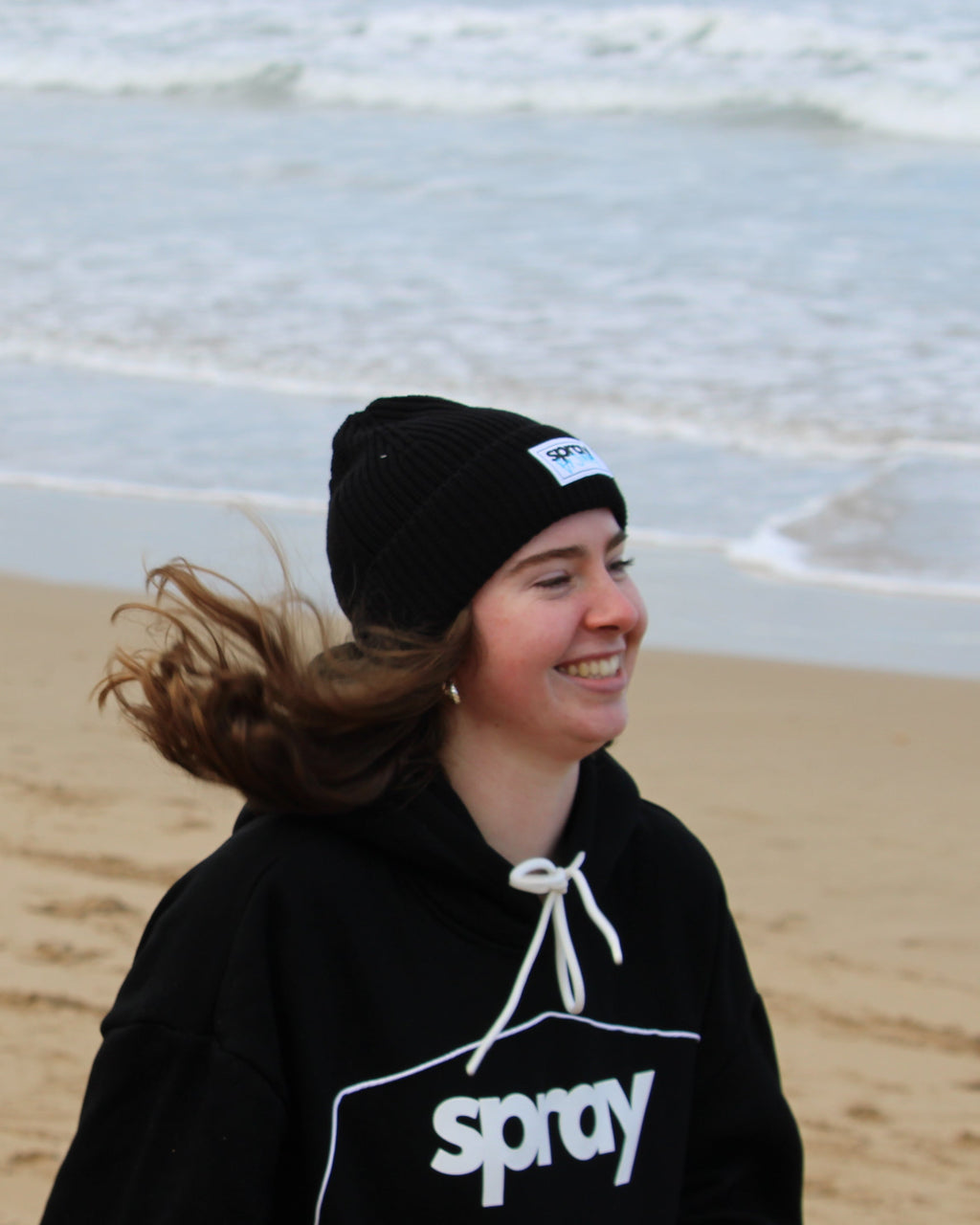 BLACK OFFSHORE BEANIE