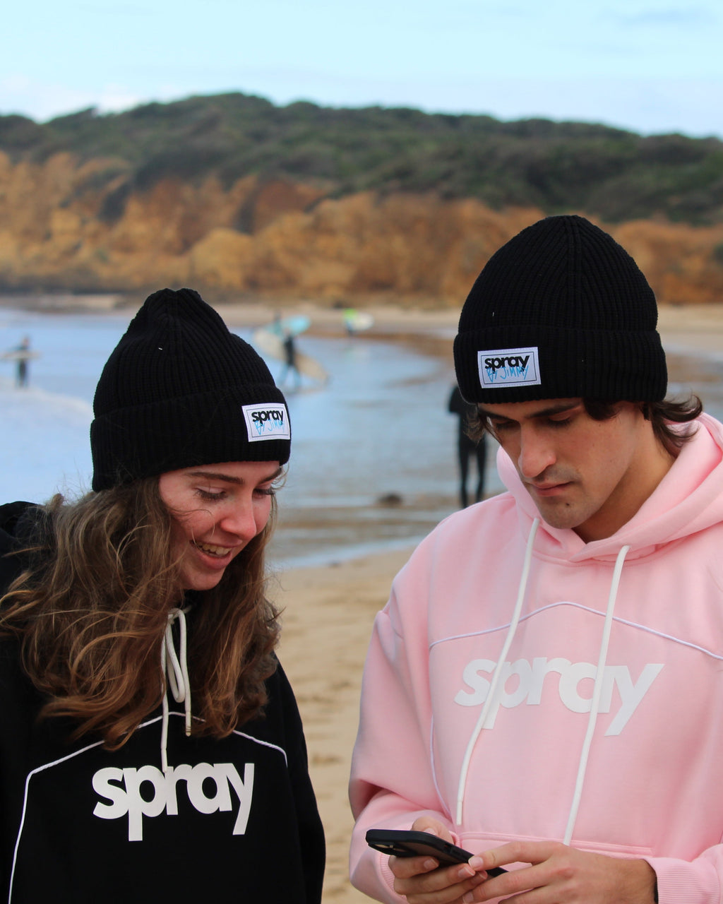 BLACK OFFSHORE BEANIE